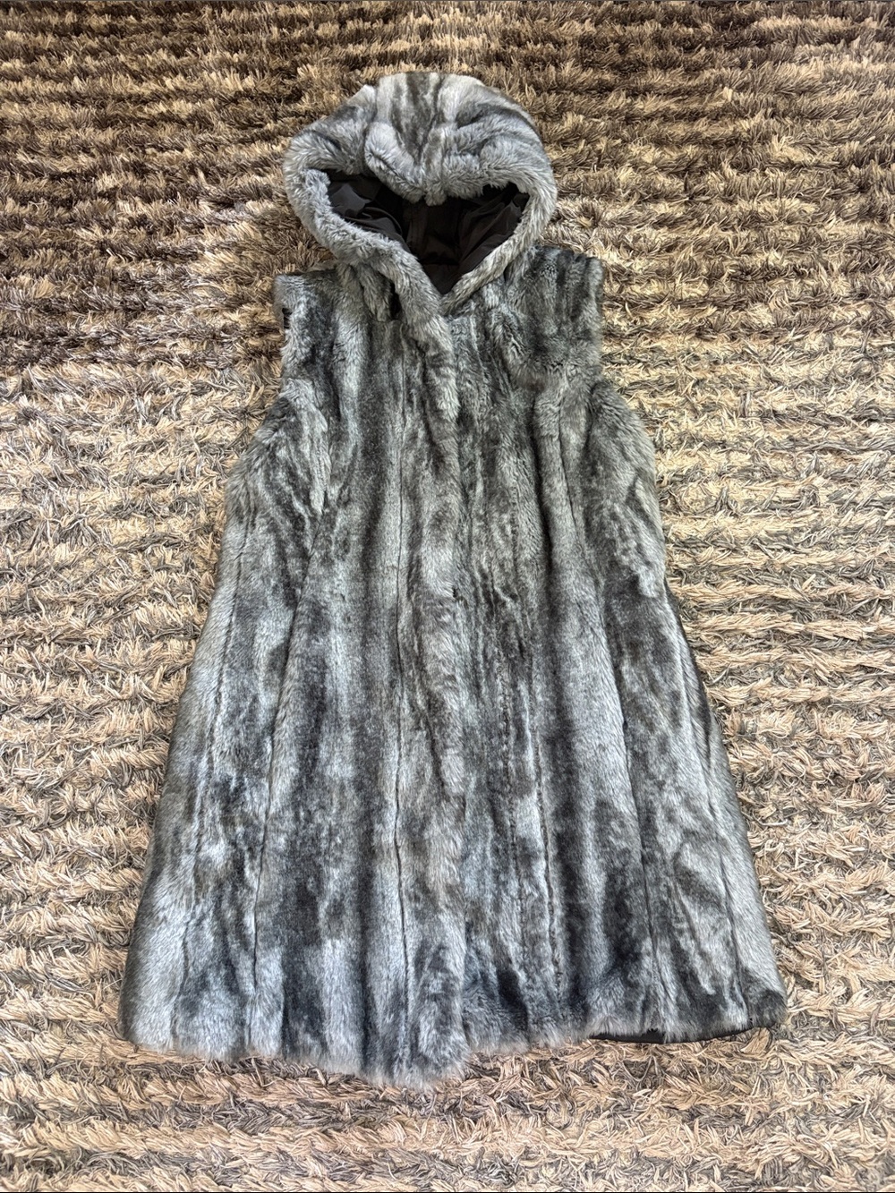 Via Spiga Reversible Longline Faux Fur Puffer Vest Hooded Chinchilla Gray XS